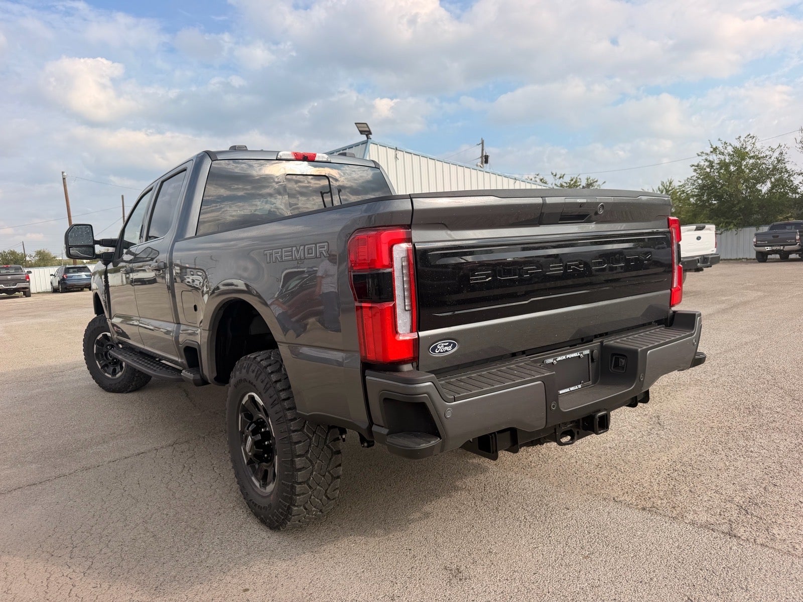 2027 Ford F-250 Super Duty Platinum