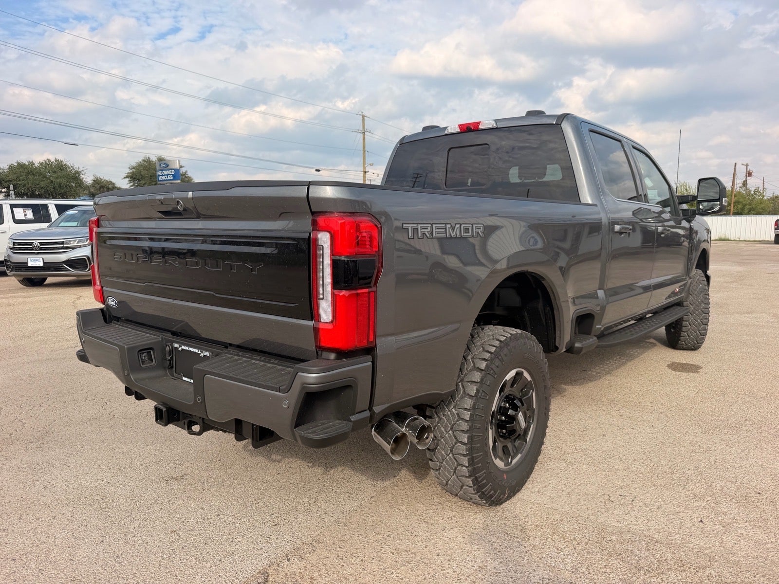 2027 Ford F-250 Super Duty Platinum
