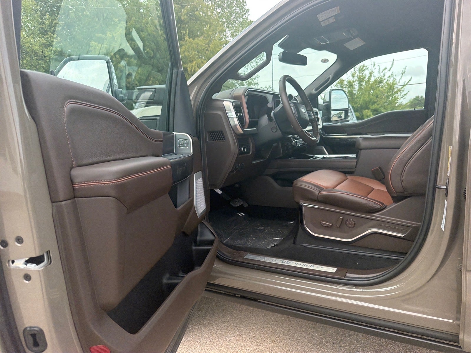 2027 Ford F-250 Super Duty King Ranch