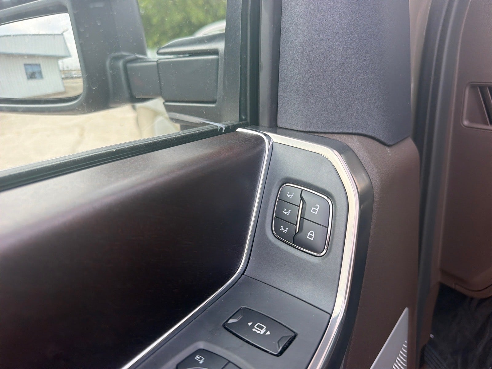 2027 Ford F-250 Super Duty King Ranch