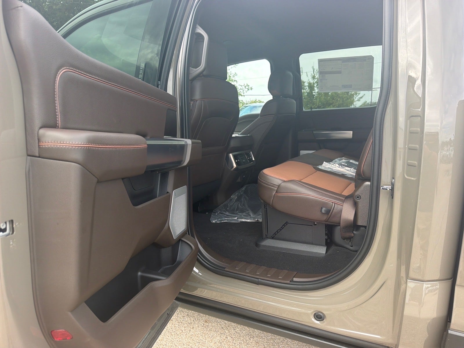 2027 Ford F-250 Super Duty King Ranch