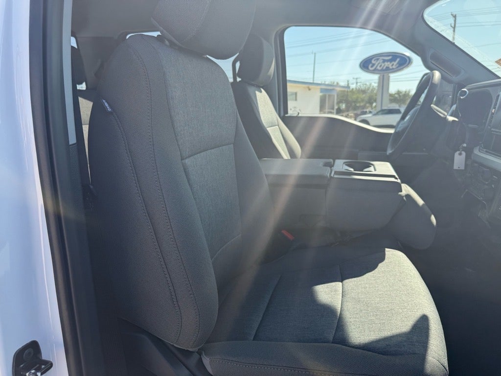2025 Ford F-250 Super Duty XL