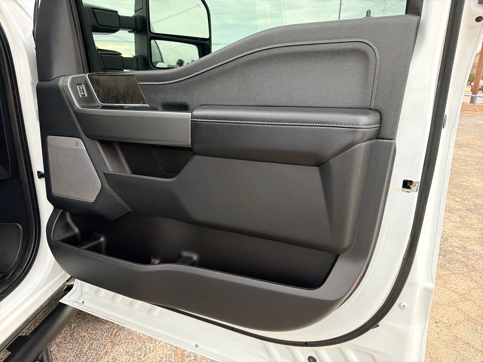 2025 Ford F-250 Super Duty Lariat