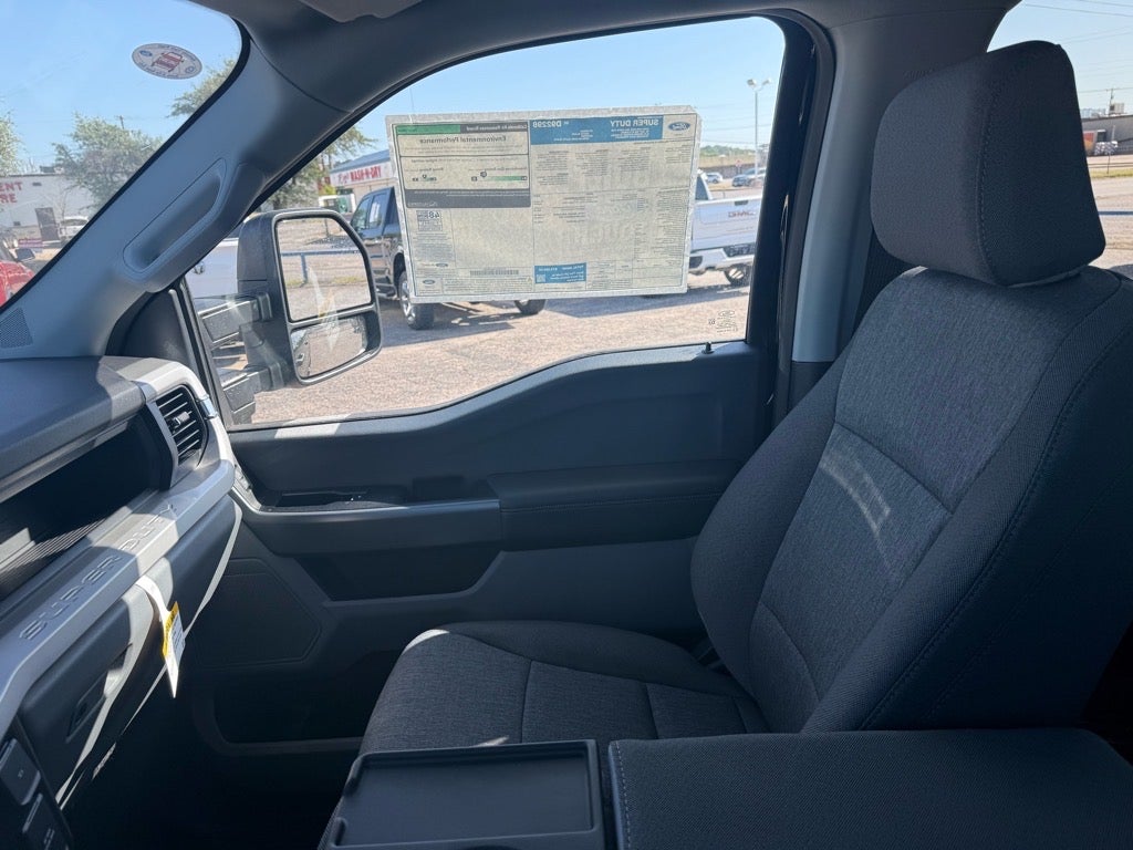 2025 Ford F-250 Super Duty XL