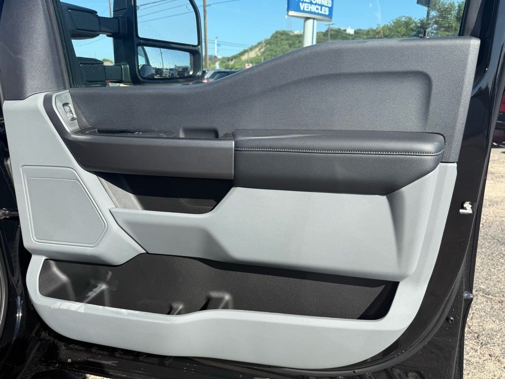 2025 Ford F-250 Super Duty XL