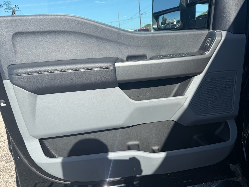 2025 Ford F-250 Super Duty XL