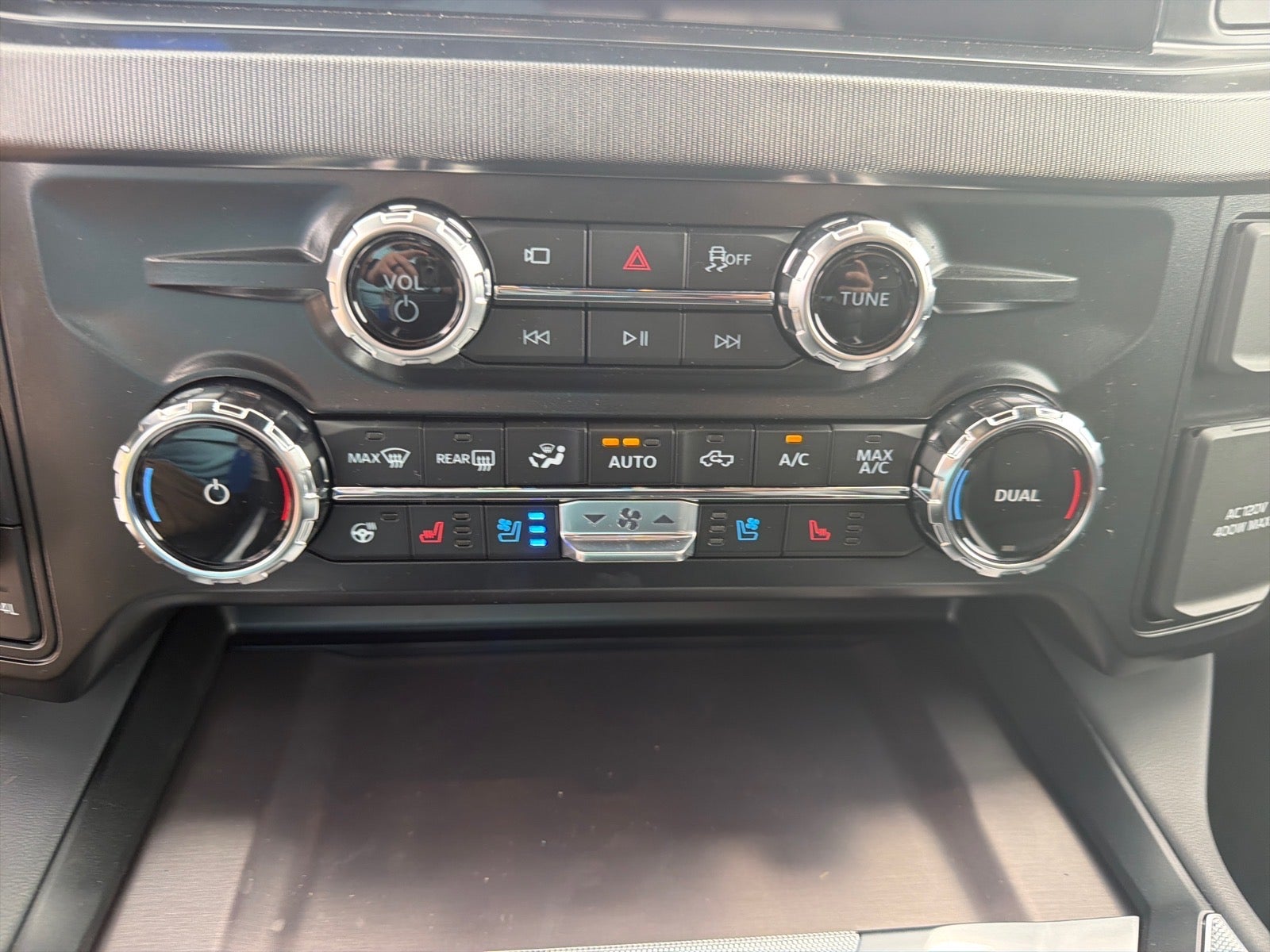 2026 Ford F-350 Super Duty Platinum