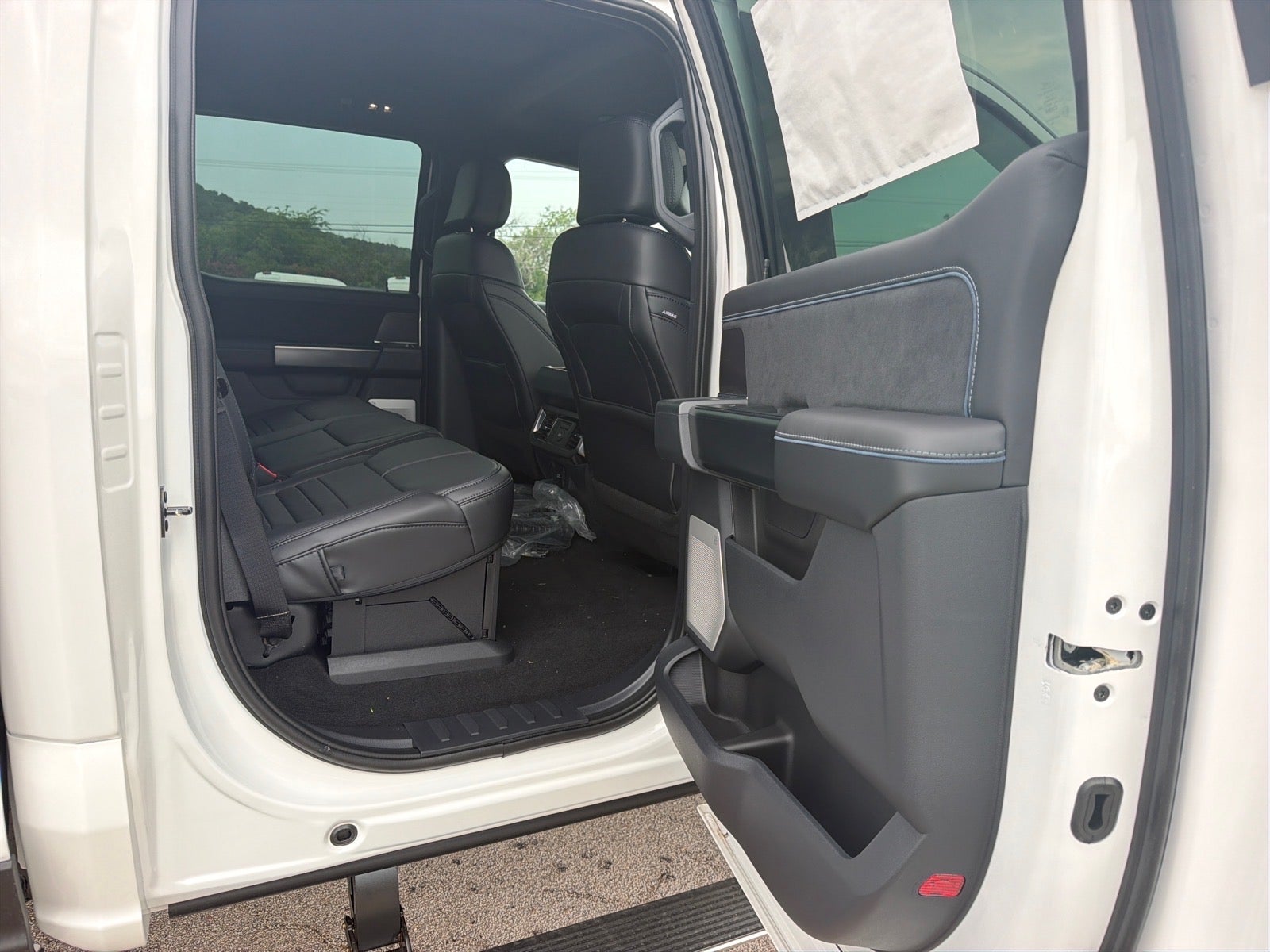 2026 Ford F-350 Super Duty Platinum