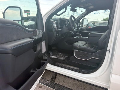 2026 Ford F-350 Super Duty Platinum