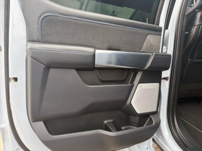 2025 Ford F-350 Super Duty Platinum