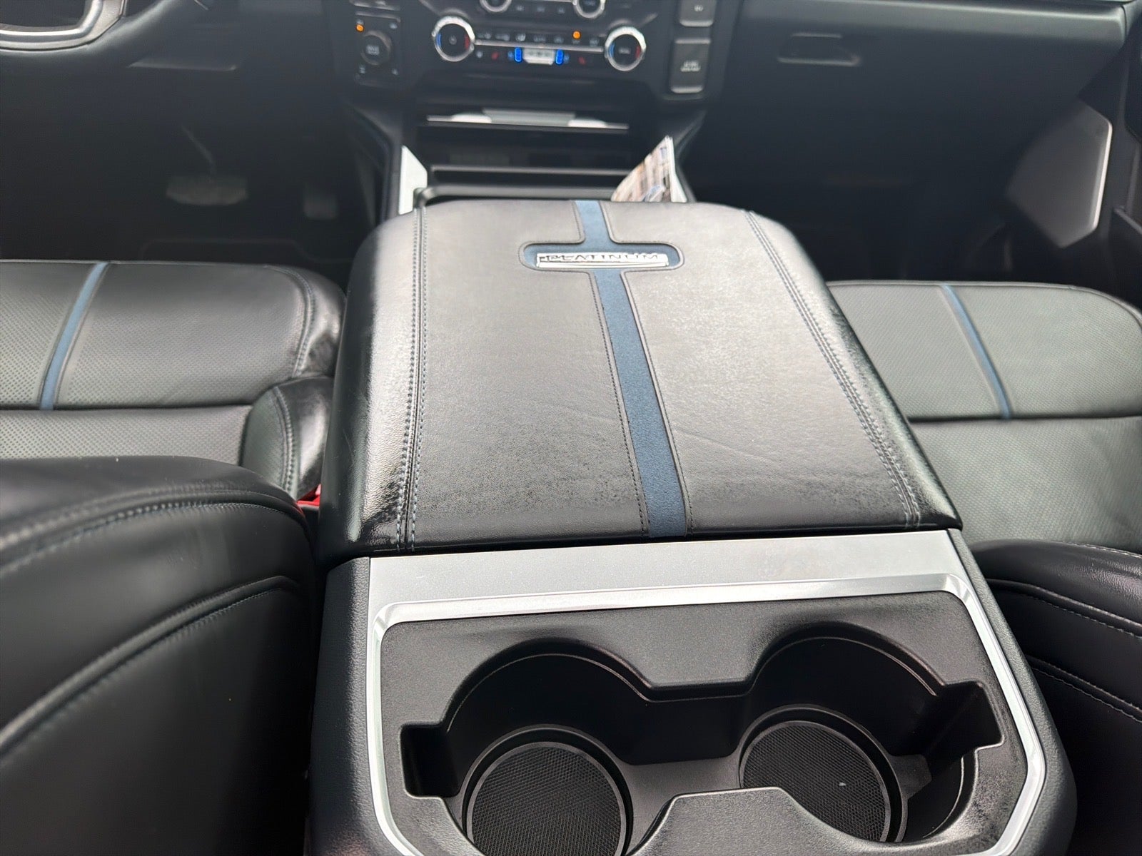 2025 Ford F-350 Super Duty Platinum