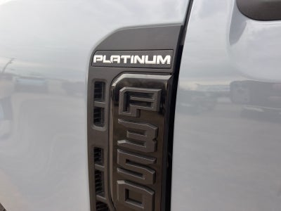 2025 Ford F-350 Super Duty Platinum