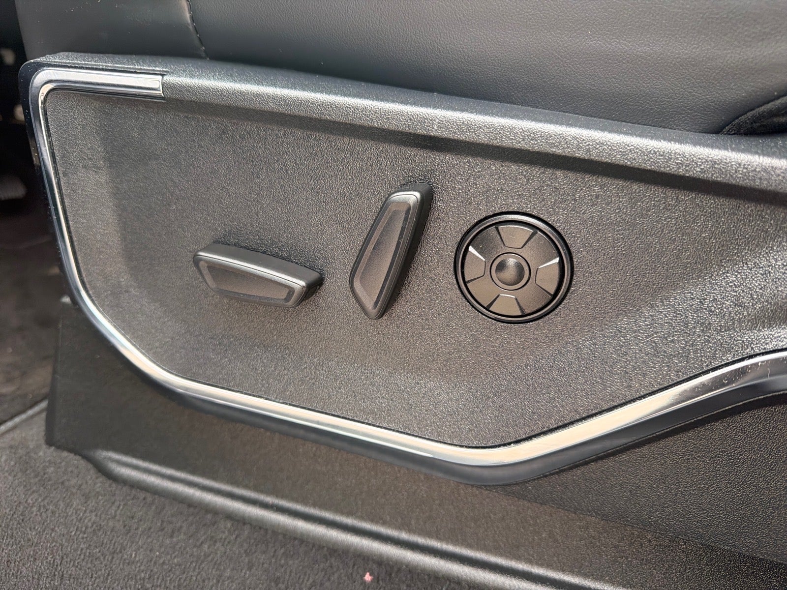 2025 Ford F-350 Super Duty Platinum