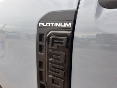 2025 Ford F-350 Super Duty Platinum