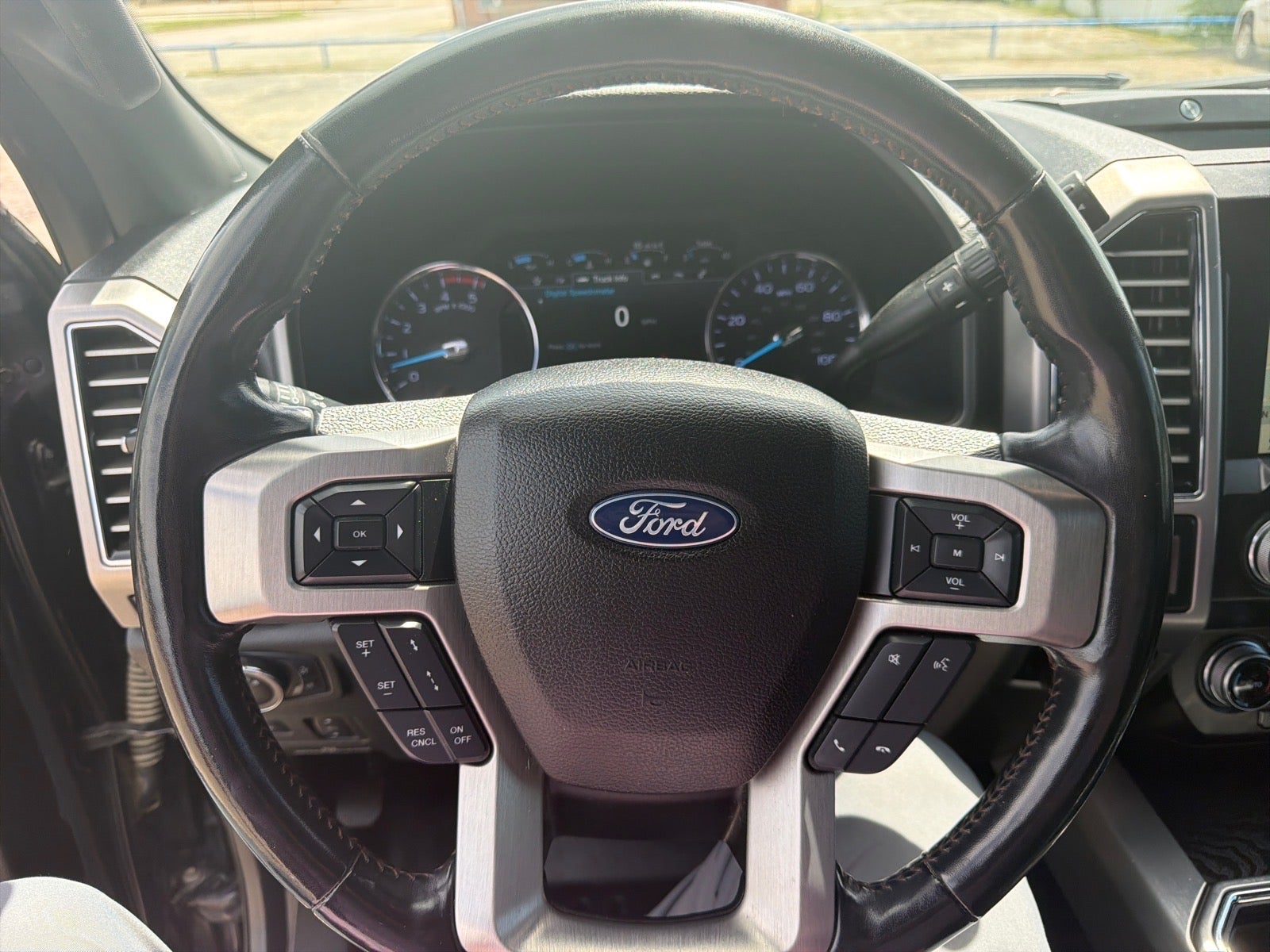 2019 Ford F-350 Super Duty Platinum