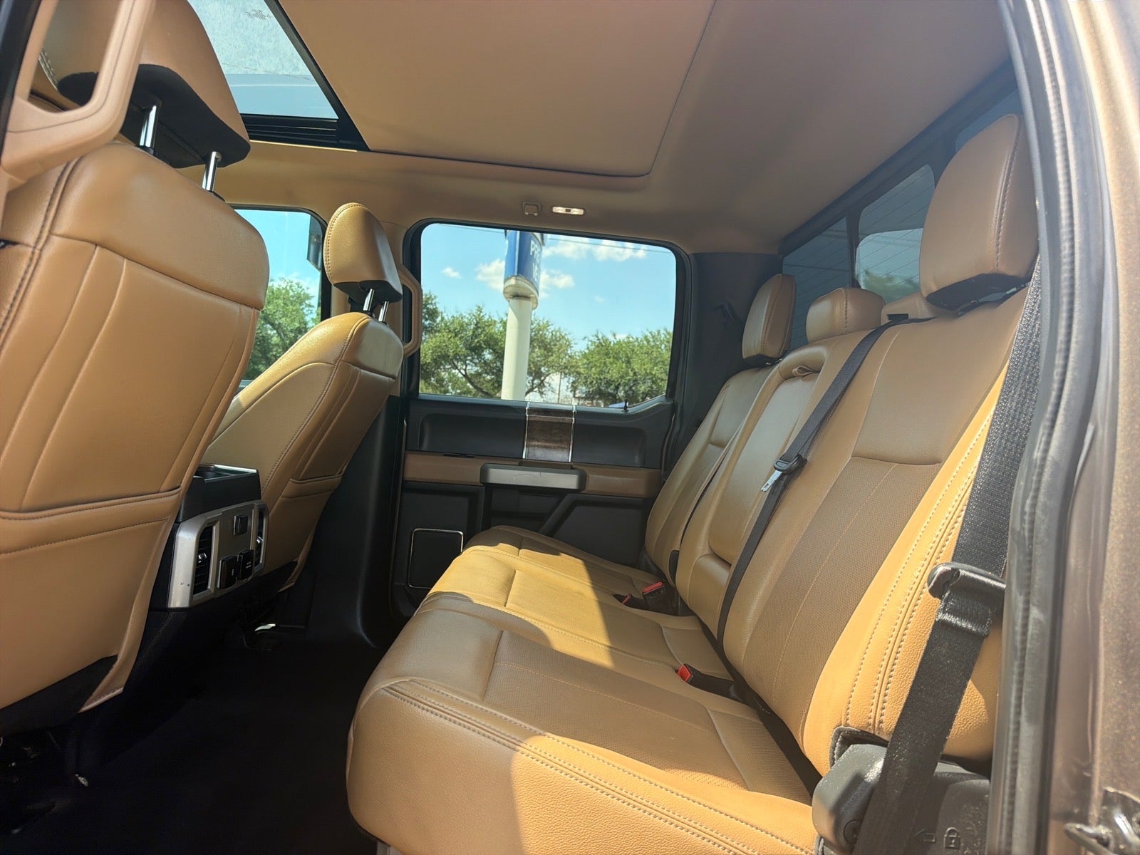 2022 Ford F-350 Super Duty Lariat
