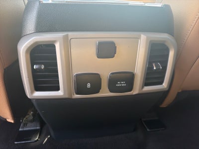 2022 Ford F-350 Super Duty Lariat