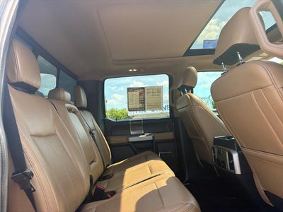 2022 Ford F-350 Super Duty Lariat