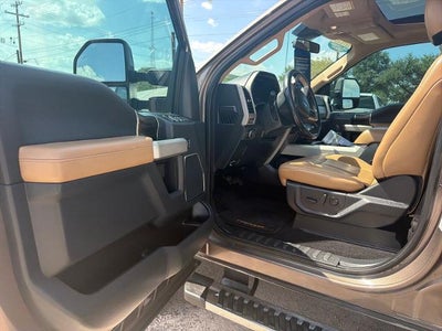 2022 Ford F-350 Super Duty Lariat