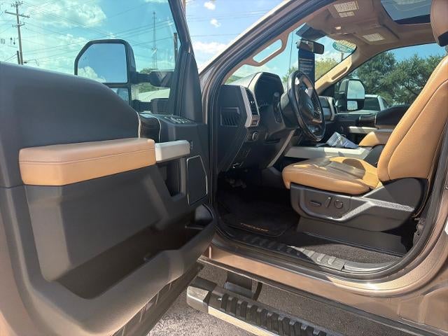 2022 Ford F-350 Super Duty Lariat