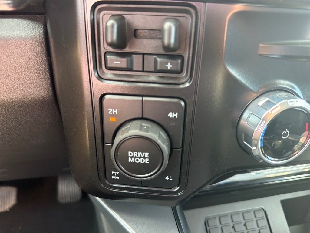 2026 Ford F-350 Super Duty Lariat