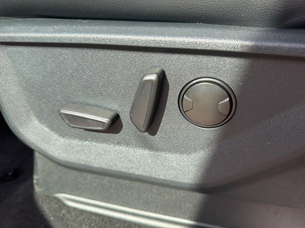 2026 Ford F-350 Super Duty Lariat