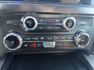 2026 Ford F-350 Super Duty Lariat