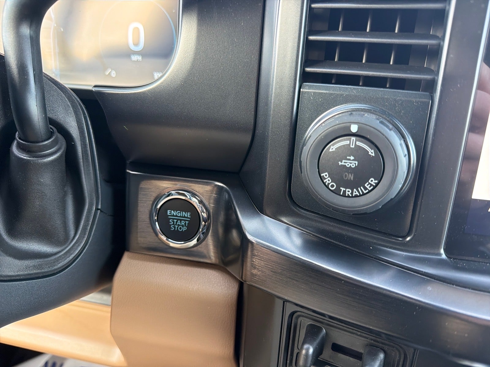 2026 Ford F-350 Super Duty Lariat