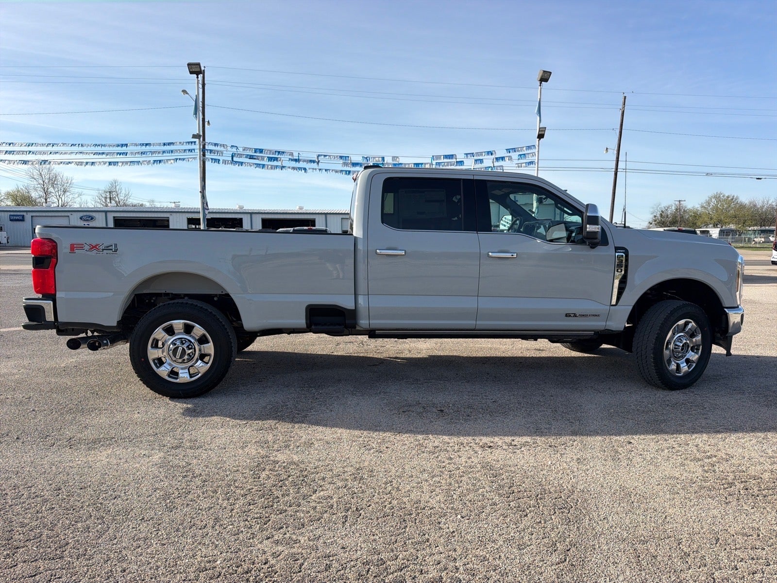 2026 Ford F-350 Super Duty Lariat