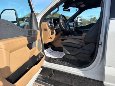 2026 Ford F-350 Super Duty Lariat