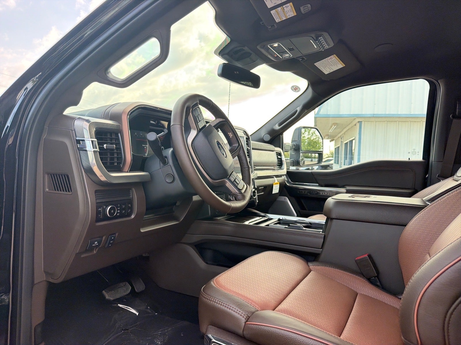 2027 Ford F-350 Super Duty King Ranch