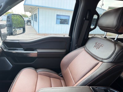 2027 Ford F-350 Super Duty King Ranch