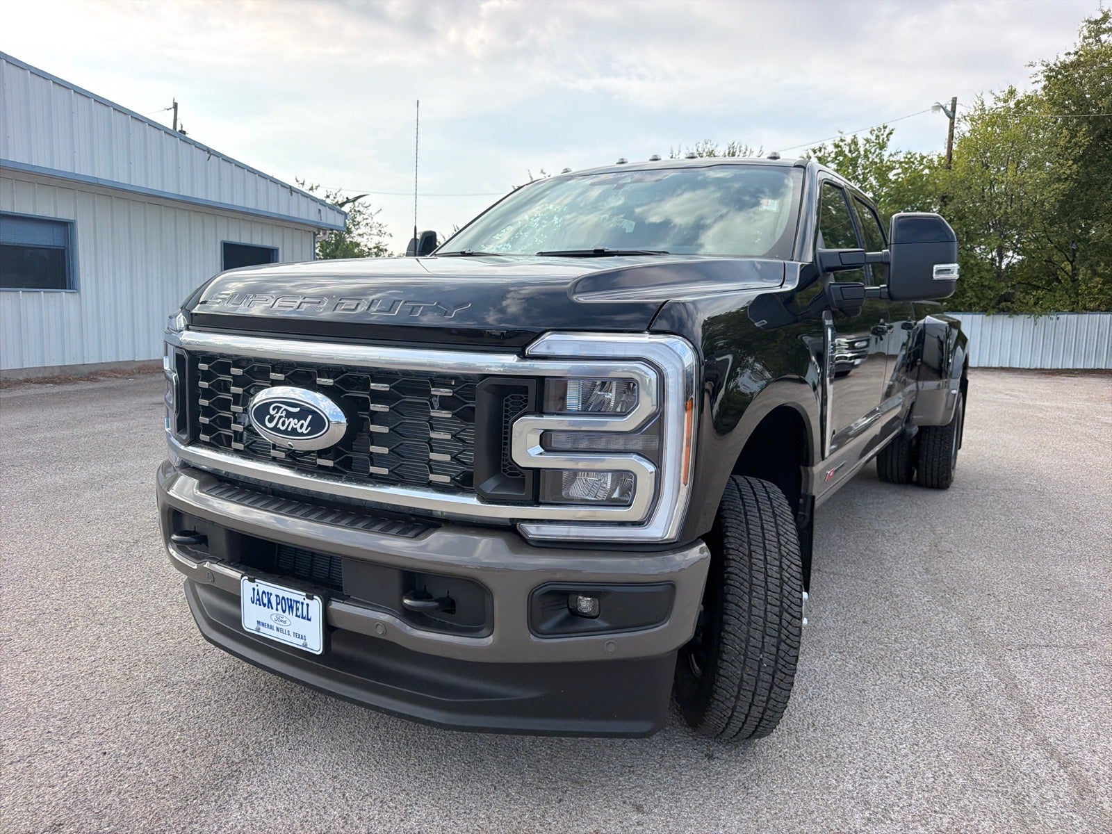 2027 Ford F-350 Super Duty King Ranch