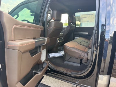 2027 Ford F-350 Super Duty King Ranch