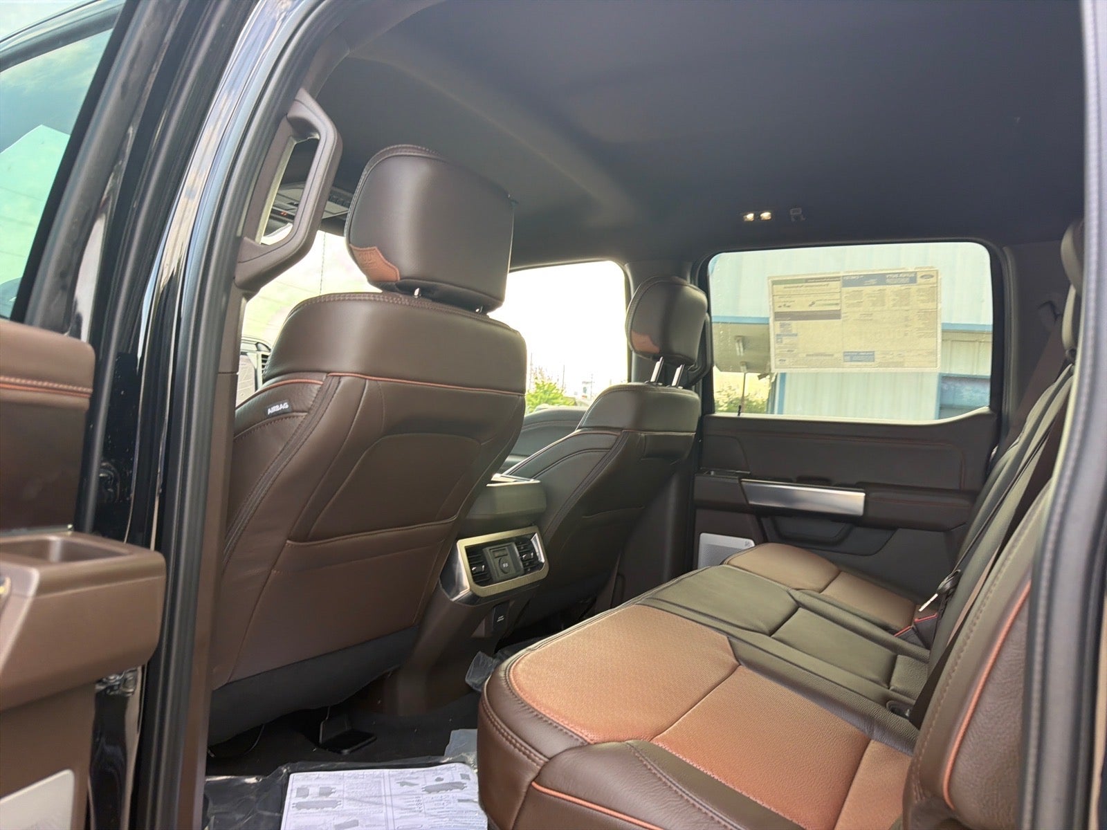2027 Ford F-350 Super Duty King Ranch