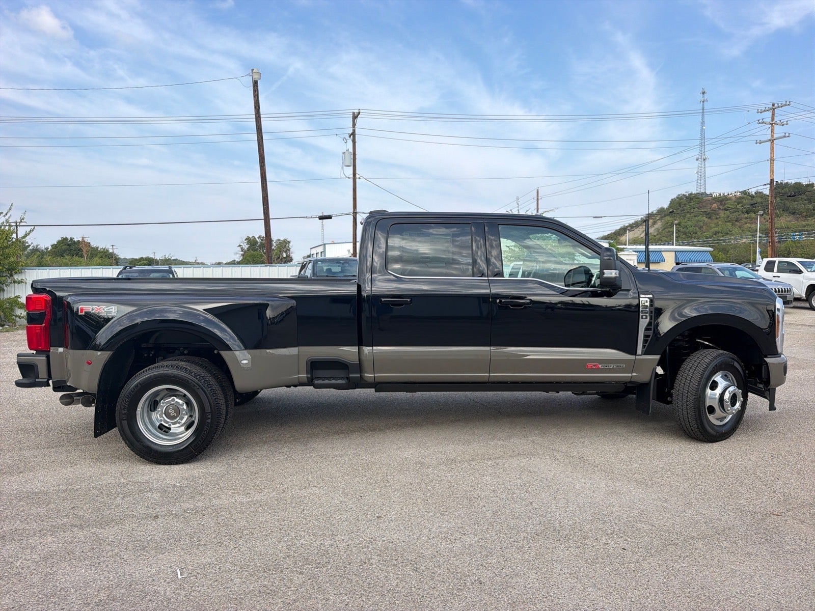 2027 Ford F-350 Super Duty King Ranch