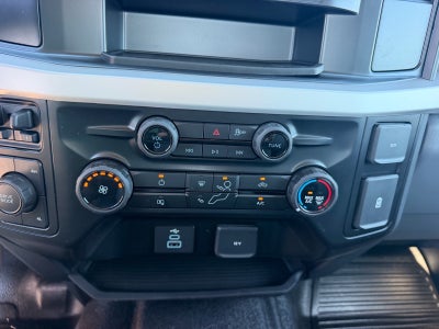 2027 Ford F-350 Super Duty XL