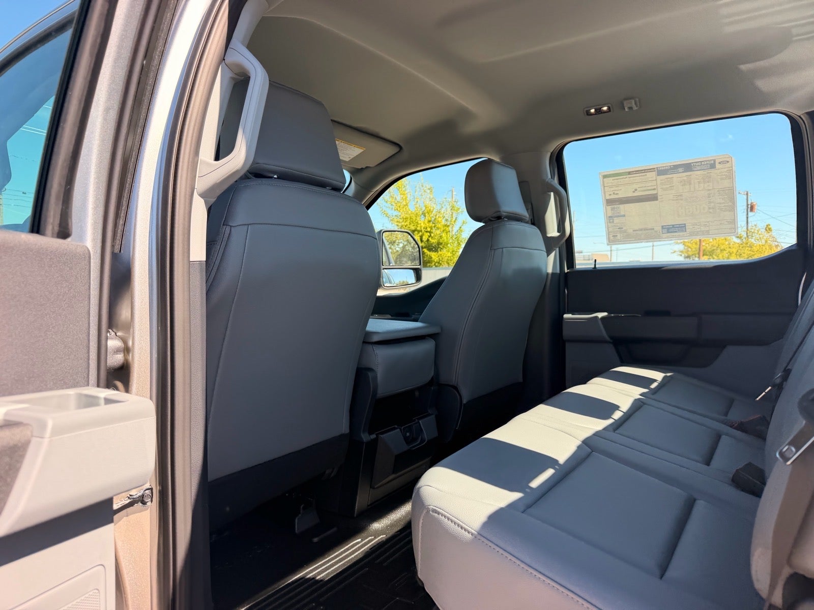 2027 Ford F-350 Super Duty XL