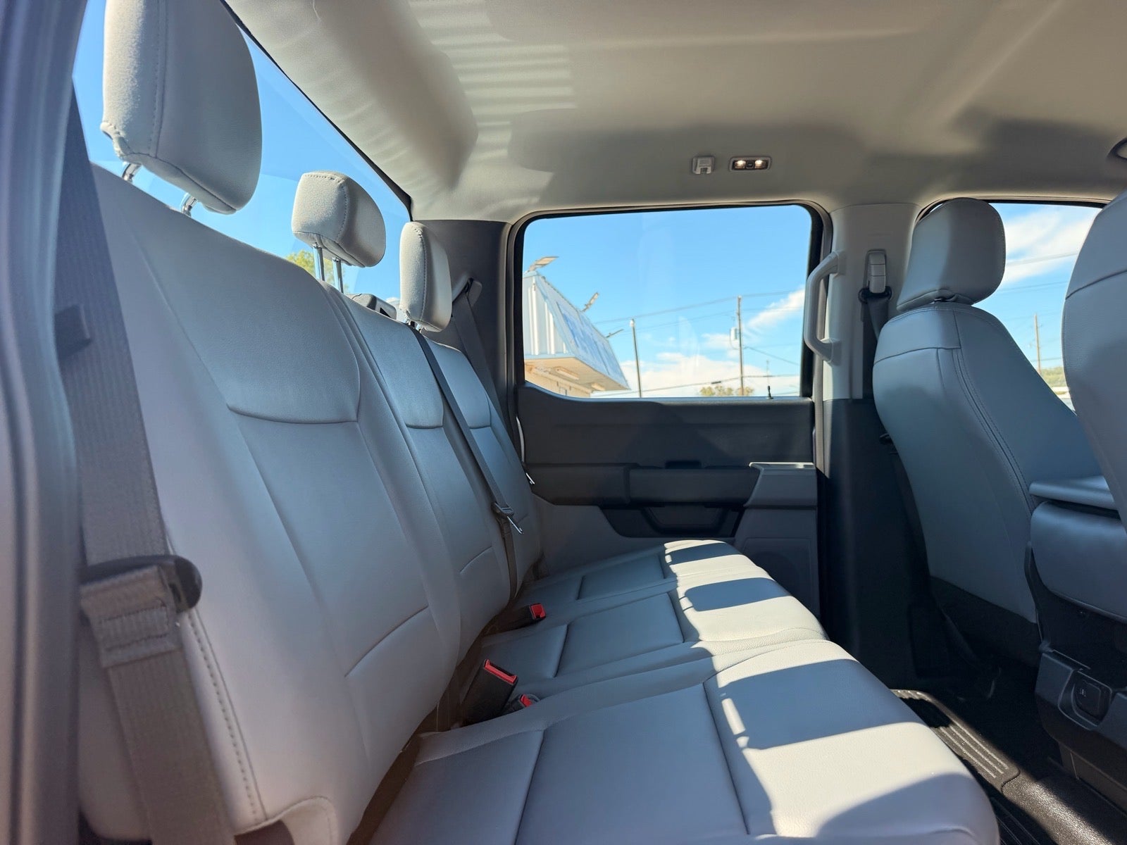 2027 Ford F-350 Super Duty XL
