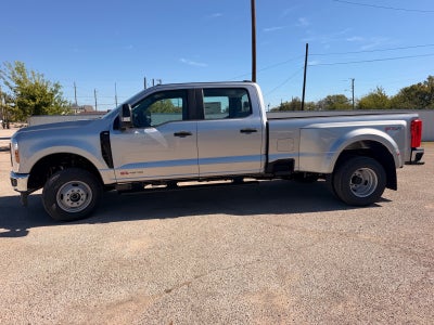 2027 Ford F-350 Super Duty XL