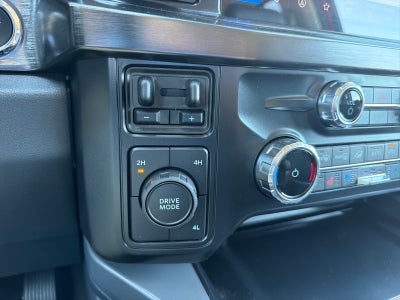 2027 Ford F-350 Super Duty Lariat