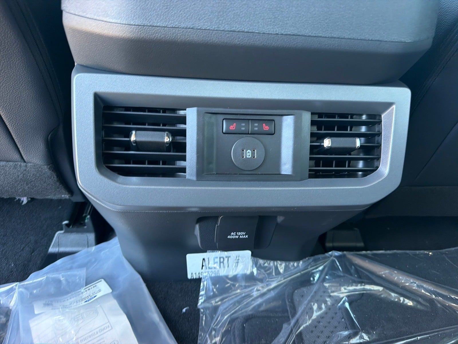 2027 Ford F-350 Super Duty Lariat