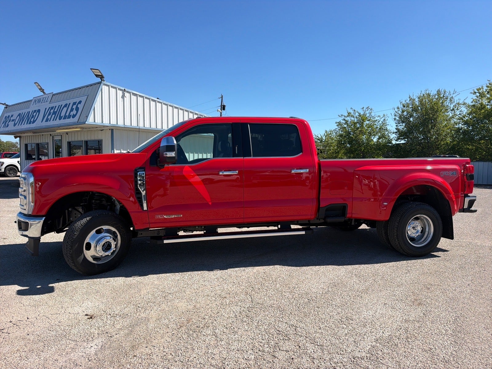 2027 Ford F-350 Super Duty Lariat