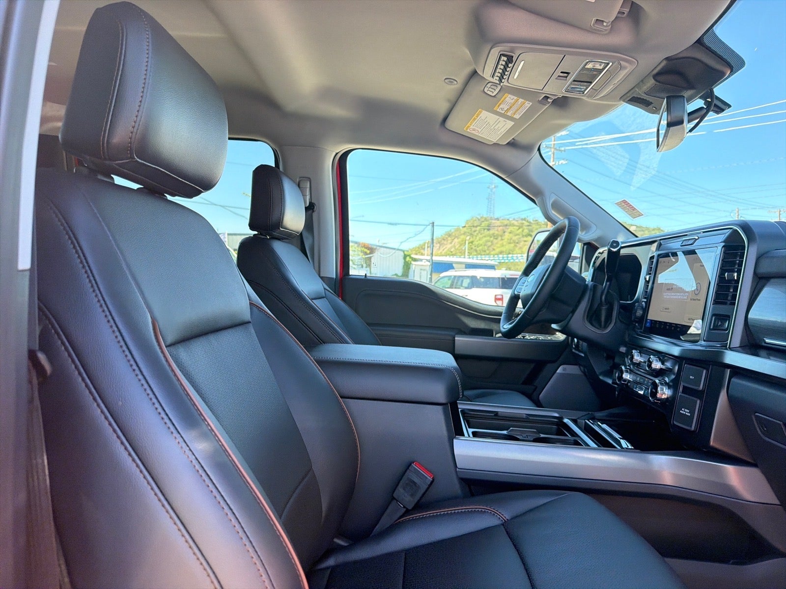 2027 Ford F-350 Super Duty Lariat