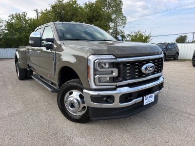 2027 Ford F-350 Super Duty Lariat
