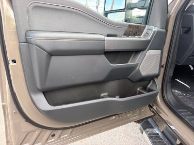 2027 Ford F-350 Super Duty Lariat
