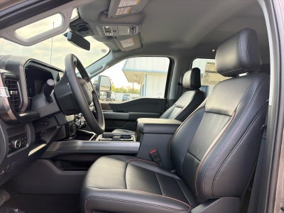 2027 Ford F-350 Super Duty Lariat