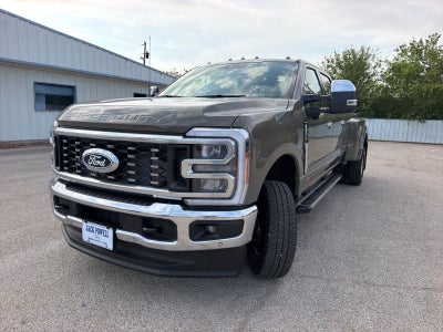 2027 Ford F-350 Super Duty Lariat