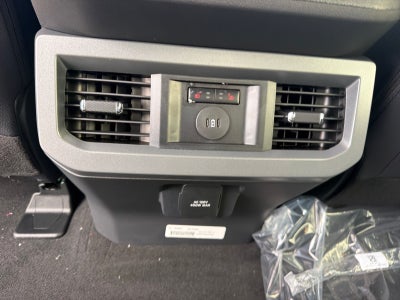 2027 Ford F-350 Super Duty Lariat