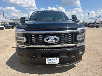 2027 Ford F-350 Super Duty Platinum